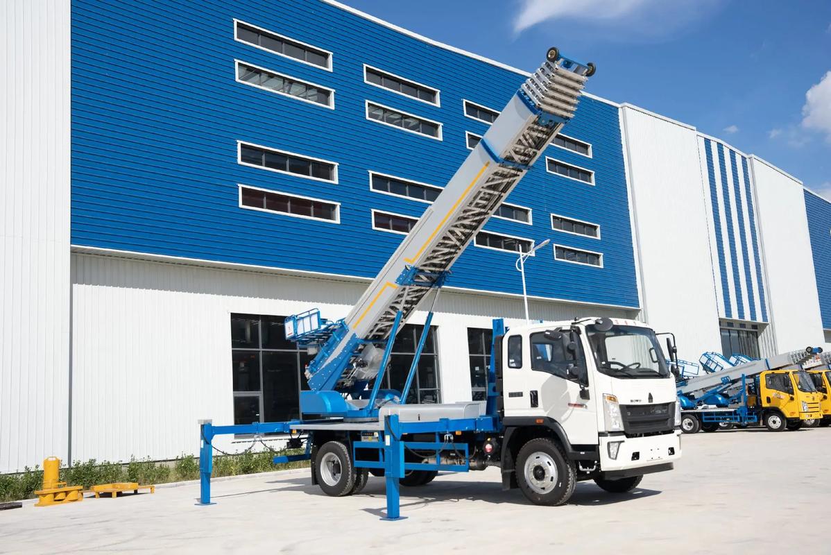 东凤镇小型云梯车上料车租赁多少钱