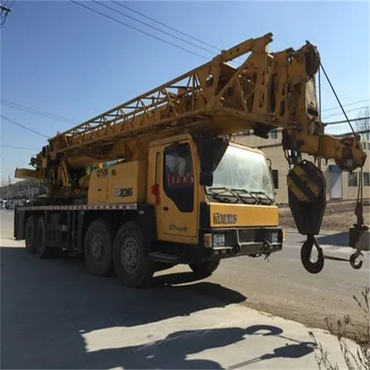 东凤镇哪里有专业吊车出租